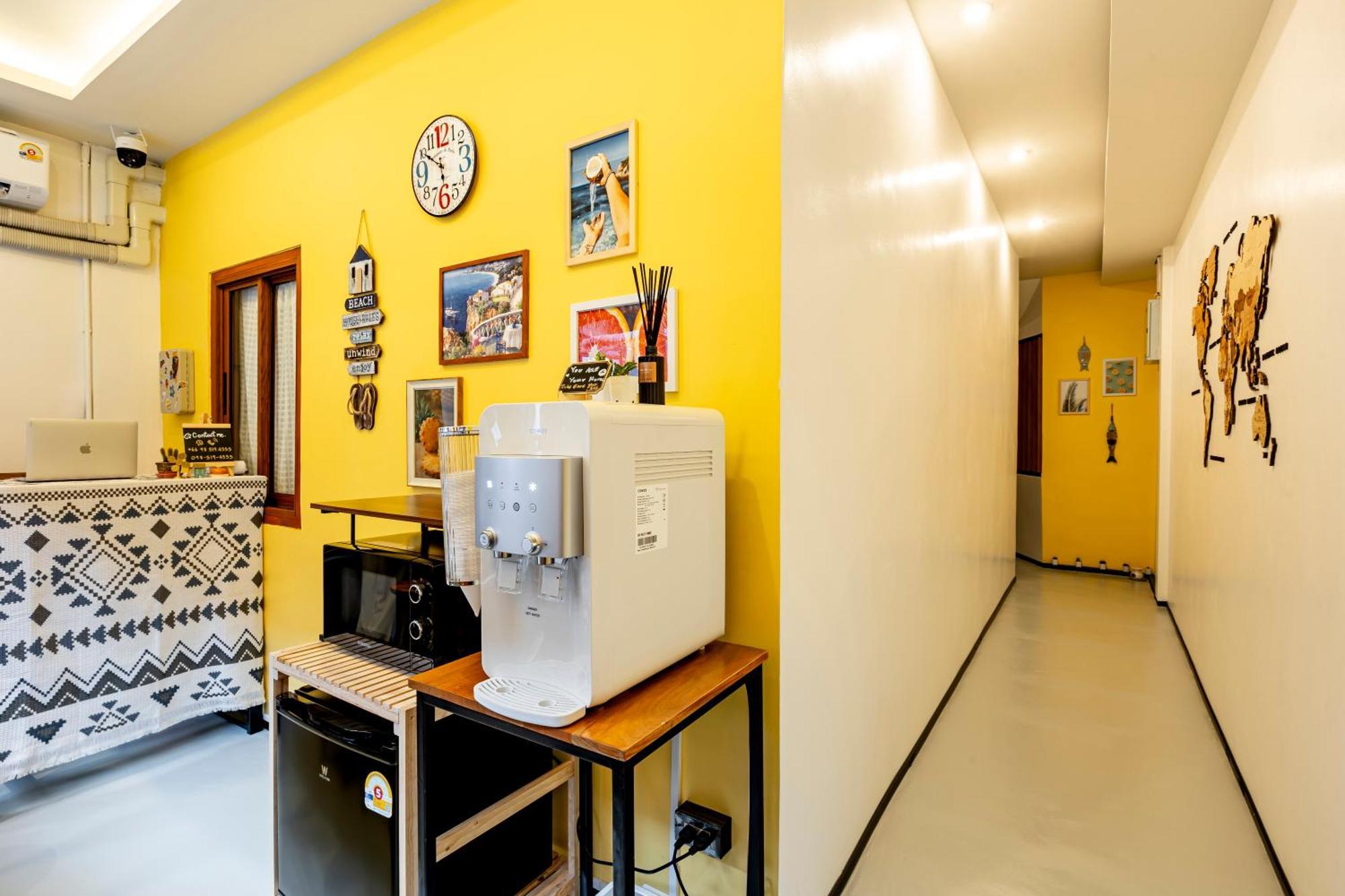 Sweett Lemon Hostel Patong Экстерьер фото
