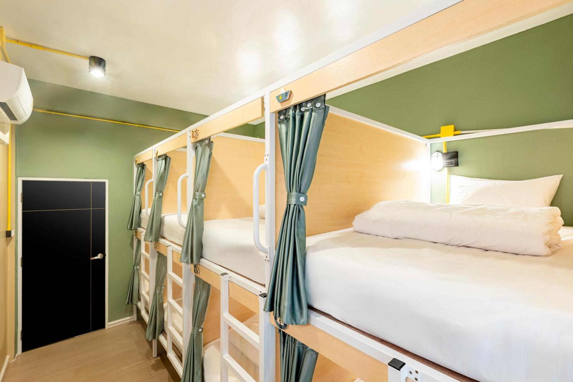 Sweett Lemon Hostel Patong Экстерьер фото