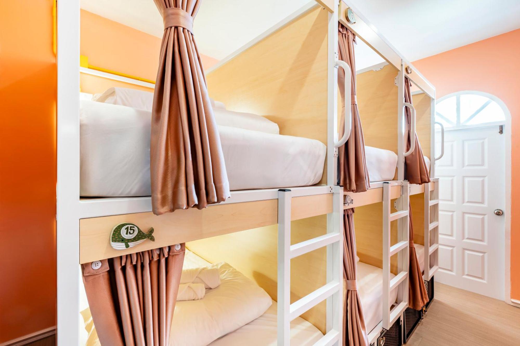 Sweett Lemon Hostel Patong Экстерьер фото